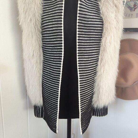 Banana Republic Faux Fur Vest XS Cozycore Penny Lane Layers Country Preppy Chic - Picture 5 of 12